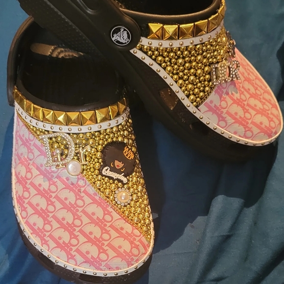 Custom crocs - Picture 9 of 12